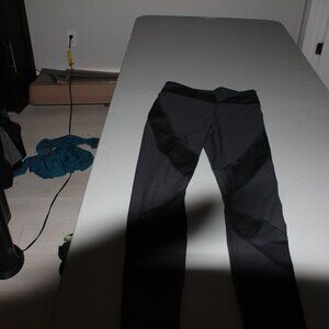 Black Under Armour Vanish Leggings Size Small